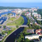 Kontrowersyjne plakaty w szczecińskim liceum. „Szkoła to nie plaża” 🏫🧐