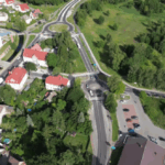 Lwia Paszcza odzyskała głos i znów zachwyca spacerowiczów 🦁